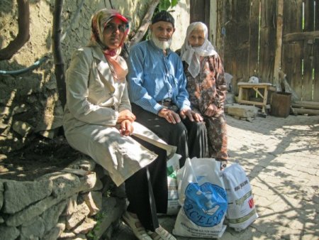 İskilipli Bayanlar İhtiyaç Sahiplerini Sevindirdi