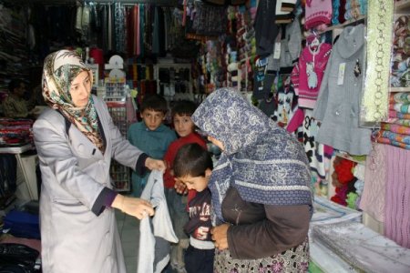 İskilip'te AÇELYA Derneği muhtaç çocuklarını sevindirdi