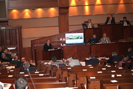 İSKİ'nin 2013 bütçesi Büyükşehir Meclisi'nden geçti