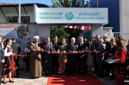 İşkodra Yunus Emre Türk Kültür Merkezi açıldı