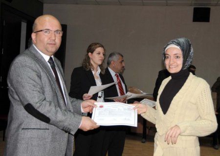 İşkur, Kursu Başarıyla Bitiren Kursiyerlerin İstihdamına Yardımcı Olacak