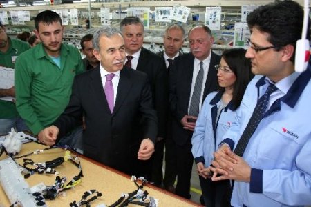 İŞKUR kadınlarını yüzünü güldürdü