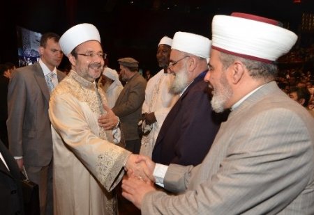 İslam âlimlerini buluşturan İcma Sempozyumu başladı