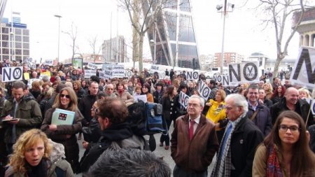 İspanya’da hakim ve savcılar yargı reformuna karşı greve gitti