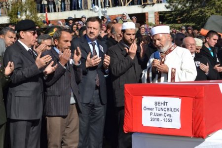 Isparta, şehidini dua ve gözyaşlarıyla uğurladı
