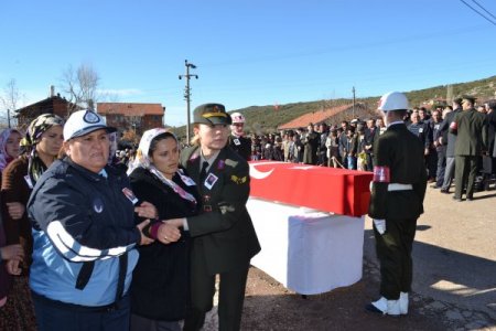 Isparta, şehidini dua ve gözyaşlarıyla uğurladı