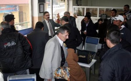 Ispartalılar Asker Ailelerini Evlerinde Ağırladı