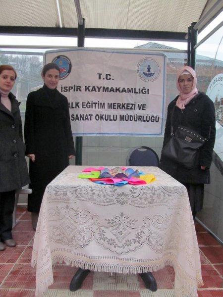 İspir Halk Eğitim Merkezi, vatandaşlara hangi kursları istediğini sordu