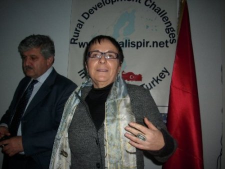 İspir Kuru Fasulyesinin Tanıtımı İçin İtalya'dan Profesör Getirildi