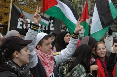 İsrail askeri bandosunun Belçika’daki konseri protesto edildi
