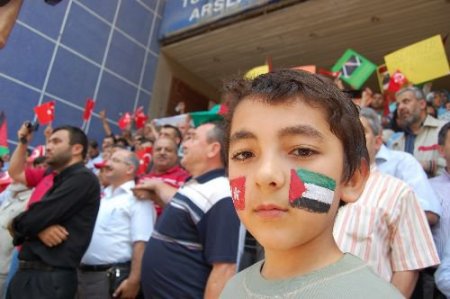 İsrail'e Tepki Çığ Gibi Büyüyor, Kahramanmaraşlılar Saldırıyı Nefretle Kınadı