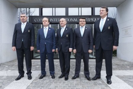 İstanbul 2020'nin tarihi adaylık dosyası, IOC’ye teslim edildi