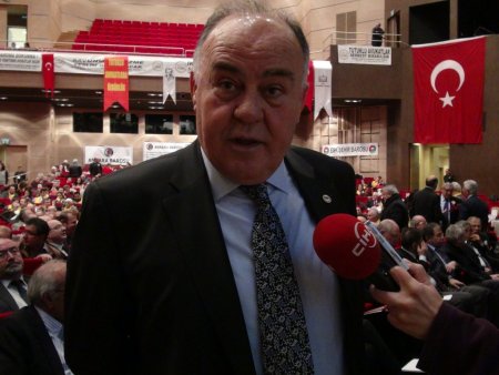 İstanbul Barosu Olağanüstü Genel Kurulu toplandı