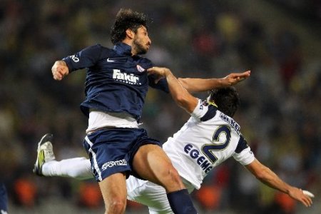 İstanbul BBSK: 2 - Fenerbahçe: 0