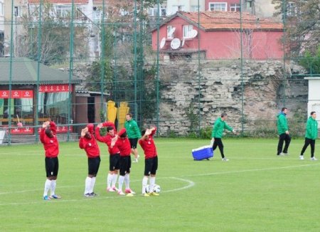 İstanbul BBSK'da Bülent Korkmaz ilk idmanına çıktı