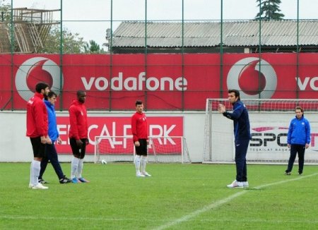 İstanbul BBSK'da Bülent Korkmaz ilk idmanına çıktı