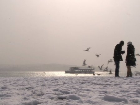İstanbul Boğazı'nda 'Beyaz' Güzellik