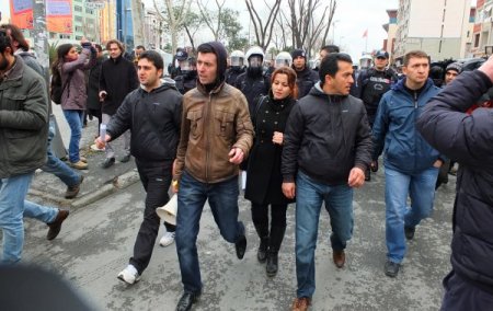 İstanbul Emniyet Müdürlüğü önünde arbede