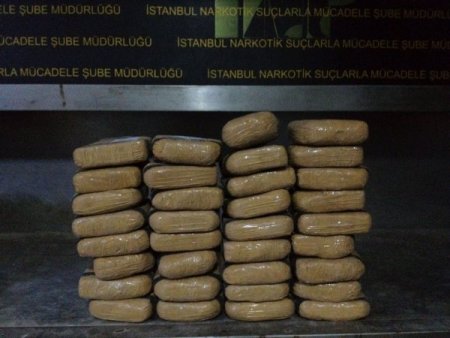İstanbul Polisinden Diyarbakır'da Uyuşturcu Operasyonu