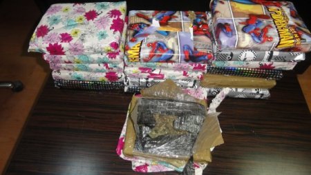 İstanbul polisinden esrar tacirlerine operasyon