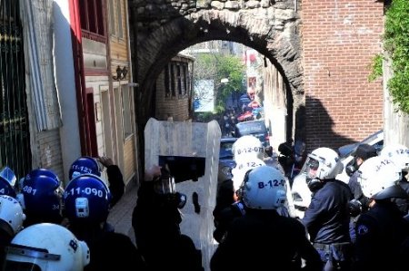 İstanbul Üniversitesi'nde olay