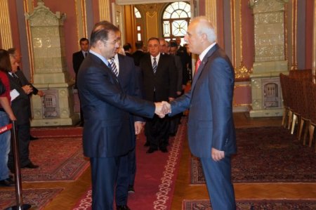 İstanbul Valisi Mutlu, tebrikleri kabul etti