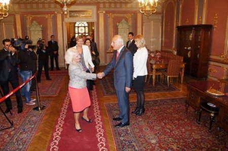 İstanbul Valisi Mutlu, tebrikleri kabul etti