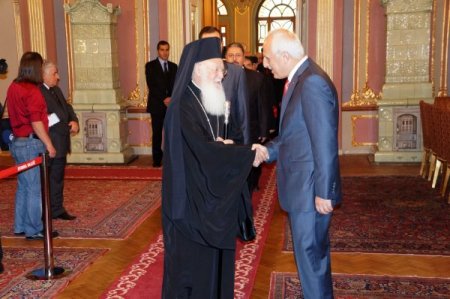 İstanbul Valisi Mutlu, tebrikleri kabul etti