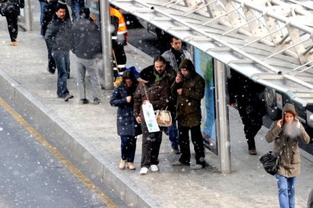 İstanbulda Kar Yağışı Başladı