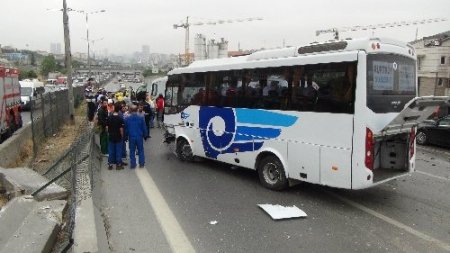İstanbul'da karşı yöne geçen servis otobüs faciası