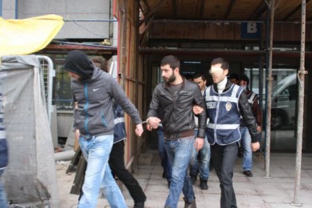 İstanbul’da uyuşturucu operasyonu: 42 gözaltı