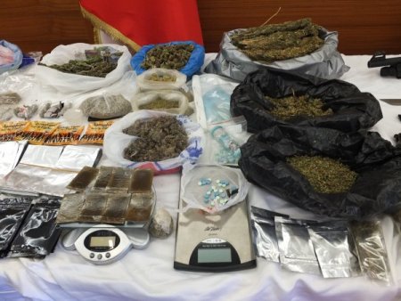 İstanbul’da uyuşturucu operasyonu: 42 gözaltı