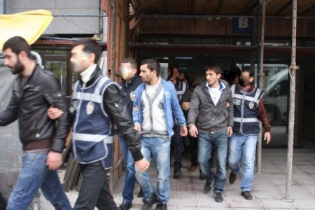 İstanbul’da uyuşturucu operasyonu: 42 gözaltı