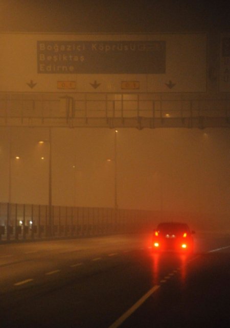 İstanbul’da Yoğun Sis Etkili Oluyor