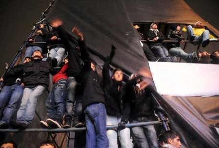 İstanbullular, Taksim'de Tarkan'la Coştu