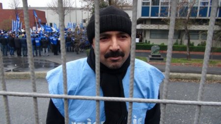 İşten çıkarılan Şişe Cam işçileri eylem yaptı