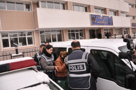 İstenmediği için bebek çöpe atılmış