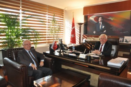 İstifa eden Aydın, Posbıyık ve Özyağcı'yı ziyaret etti