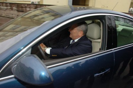 İstifa eden Donanma Komutanı Güner'den Vali Topaca'ya veda ziyareti