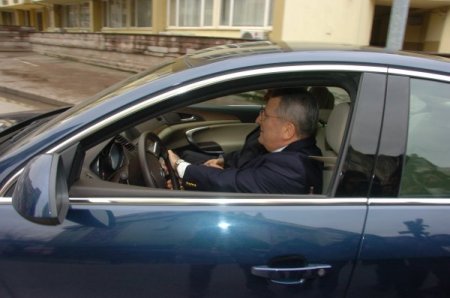 İstifa eden Donanma Komutanı Güner'den Vali Topaca'ya veda ziyareti