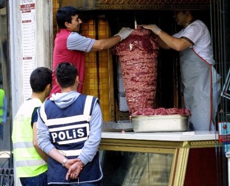 İstiklal Caddesi esnafı siftah yapamadı