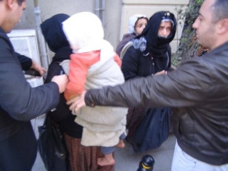 İstiklal Caddesi'nde zabıta operasyonu