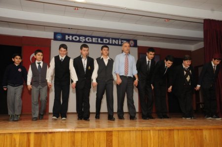 İstiklâl Marşı okuma şampiyonları ödüllerini aldı