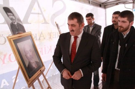 İstiklal Şairi'nin anısına AK Parti Gençlik Kolları sergi açtı