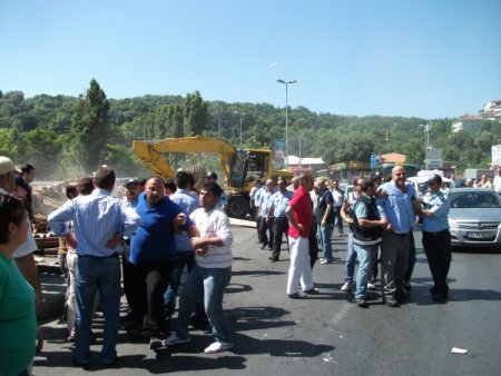 İstinye Sahilinde Olaylı Yıkım