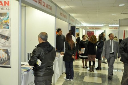 İşveren ve işci adayları fuarda buluştu