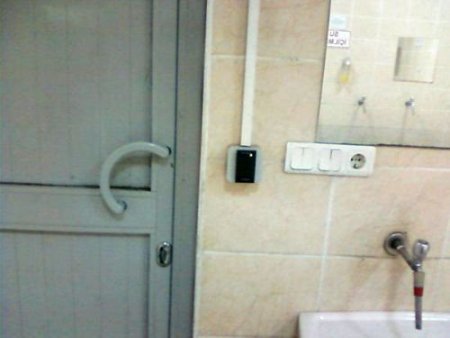 İşyeri, Sigara Sebebiyle Çalışanların Tuvalette Kalma Süresinde Kısıtlamaya Gitti