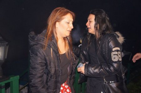 İşyeri yanan kadınlar gözyaşlarına boğuldu