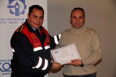 İtfaiyeciler Eğitim Sertifikalarını Aldı