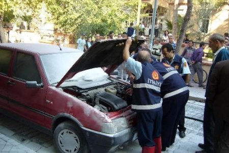 İtfaiyeciler Tören Sırasında Gelen Yangın İhbarına Gitti